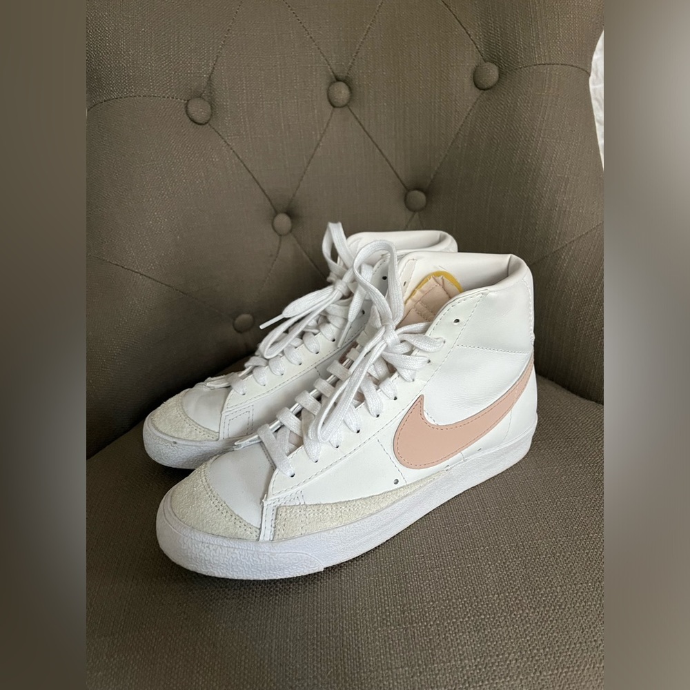 Nike Blazers Mid pink
